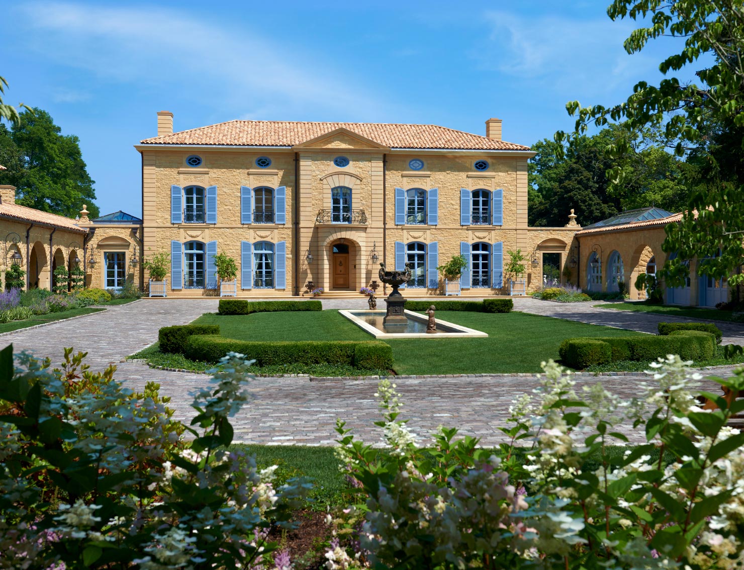 Liederbach & Graham: A Classical Villa in the Manner of the French Riviera Exterior