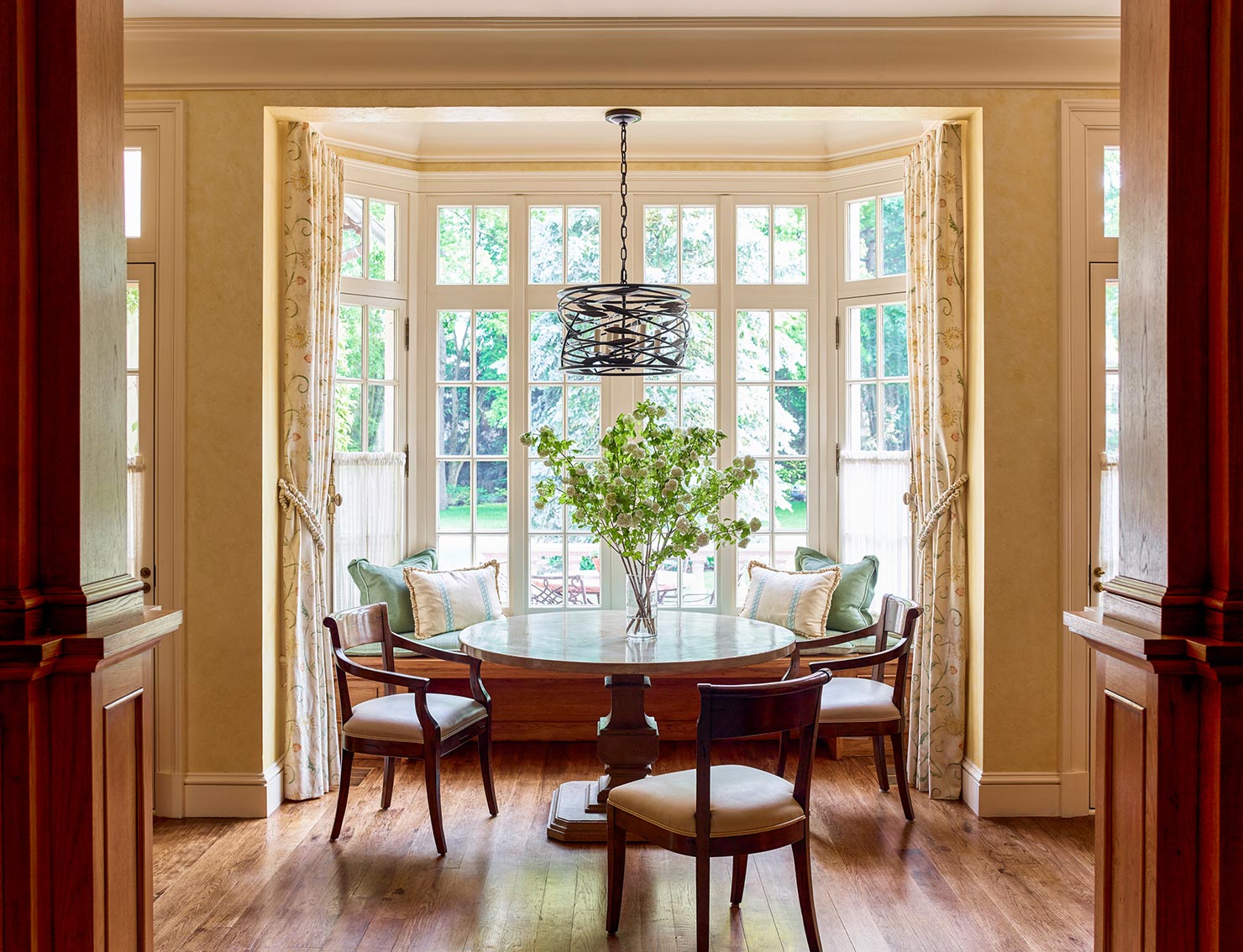 Liederbach & Graham: A French Revival Country House Breakfast Room