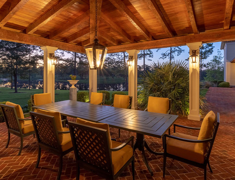 Liederbach & Graham: A Georgia Residence Loggia