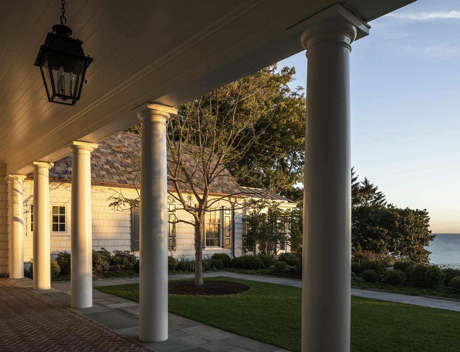 Liederbach & Graham: A Residence on Lake Michigan Exterior